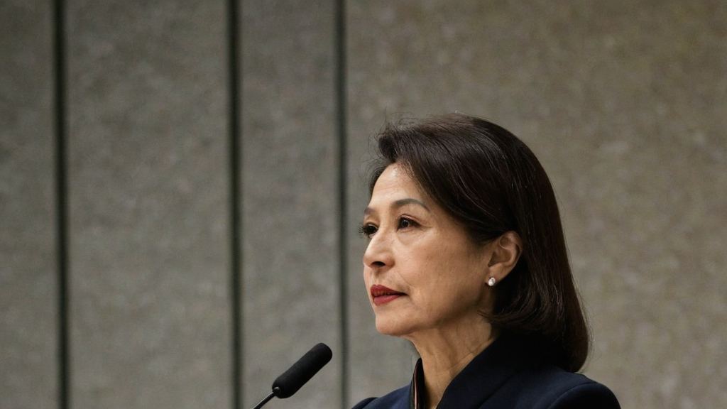 娱乐圈吃瓜头像展现明星真性格引热议 赵小瞒风云再起引关注